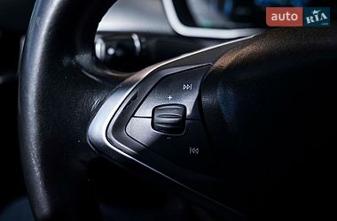 Ліфтбек Tesla Model S 2015 в Києві фото 24 Ліфтбек Tesla Model S 2015 в Києві