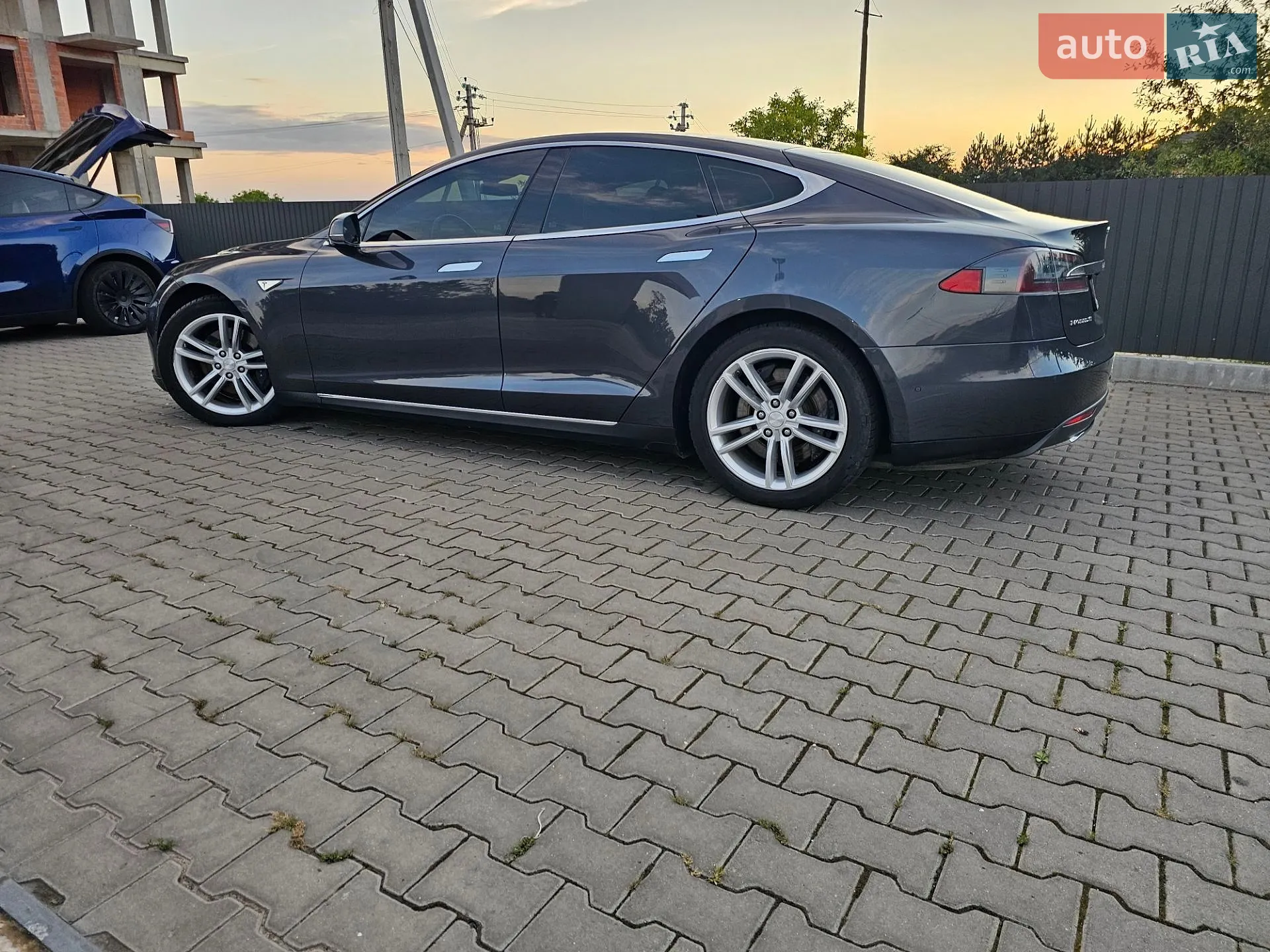 2015 Tesla Model S - мініатюра 6