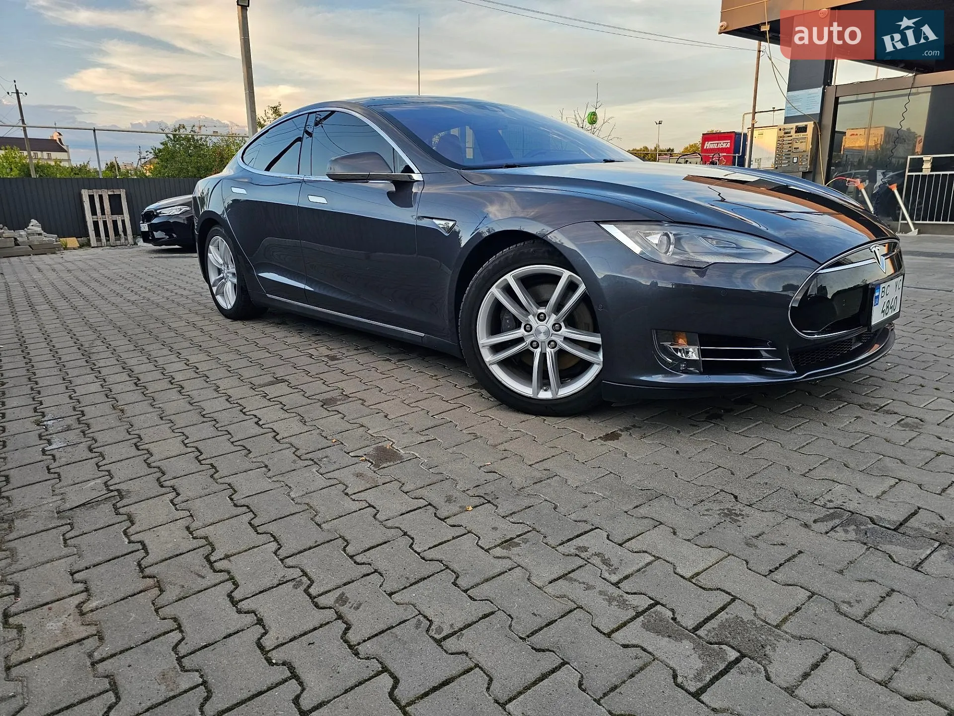 2015 Tesla Model S - мініатюра 10