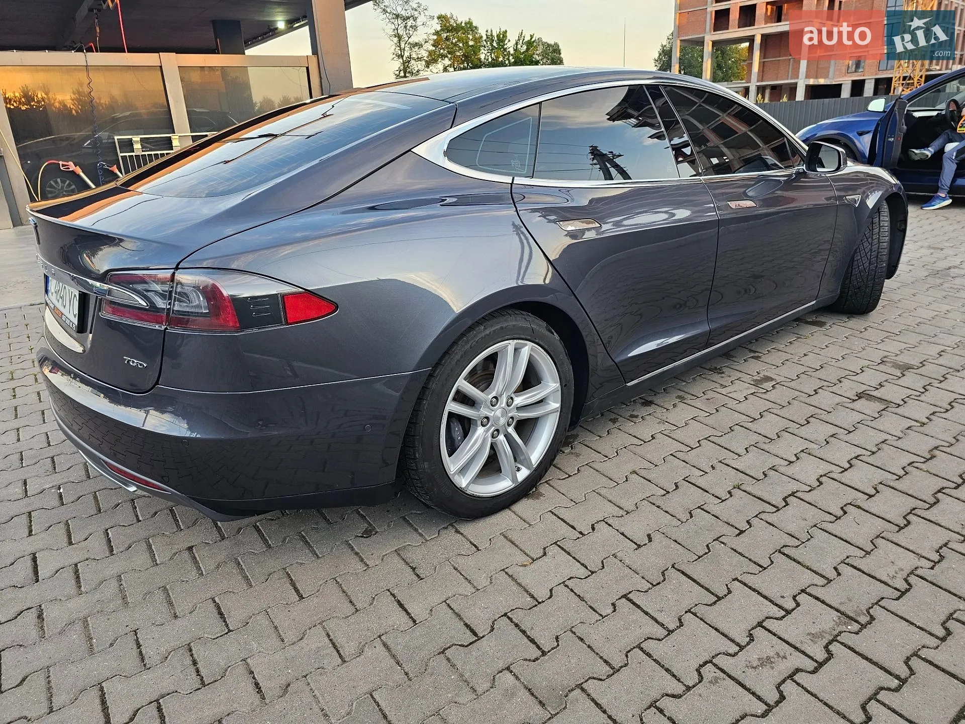 2015 Tesla Model S - мініатюра 8