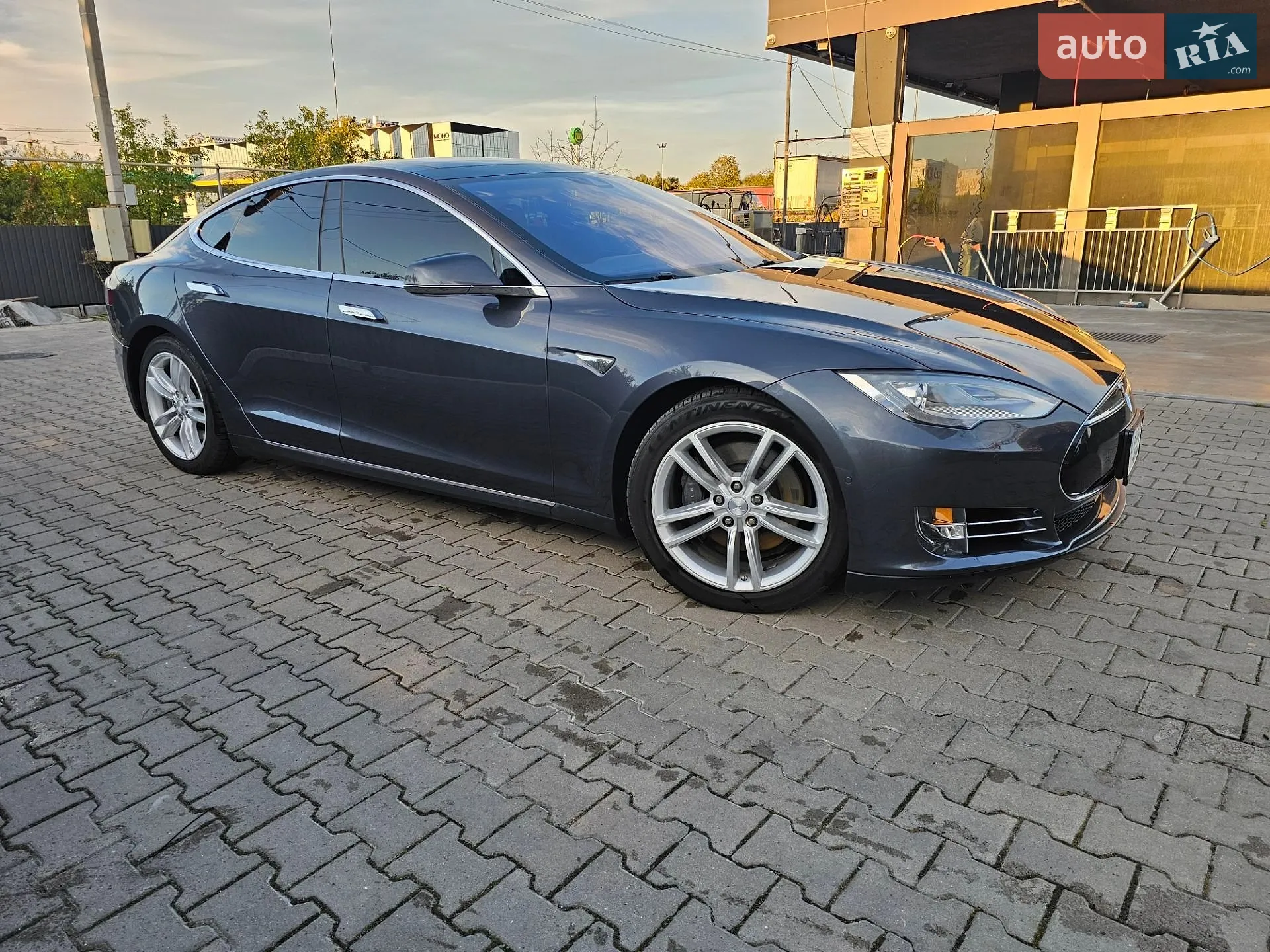 2015 Tesla Model S - мініатюра 42