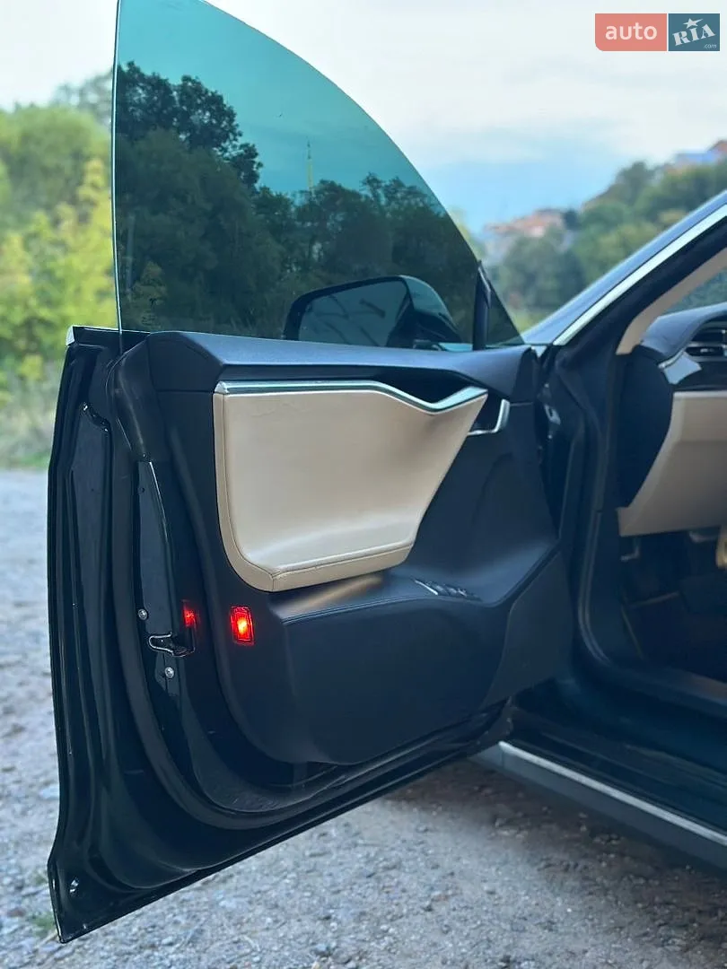 2013 Tesla Model S - мініатюра 22
