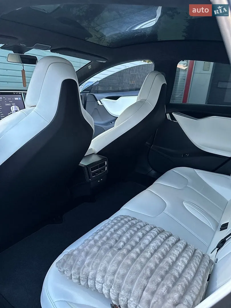 2017 Tesla Model S - мініатюра 10