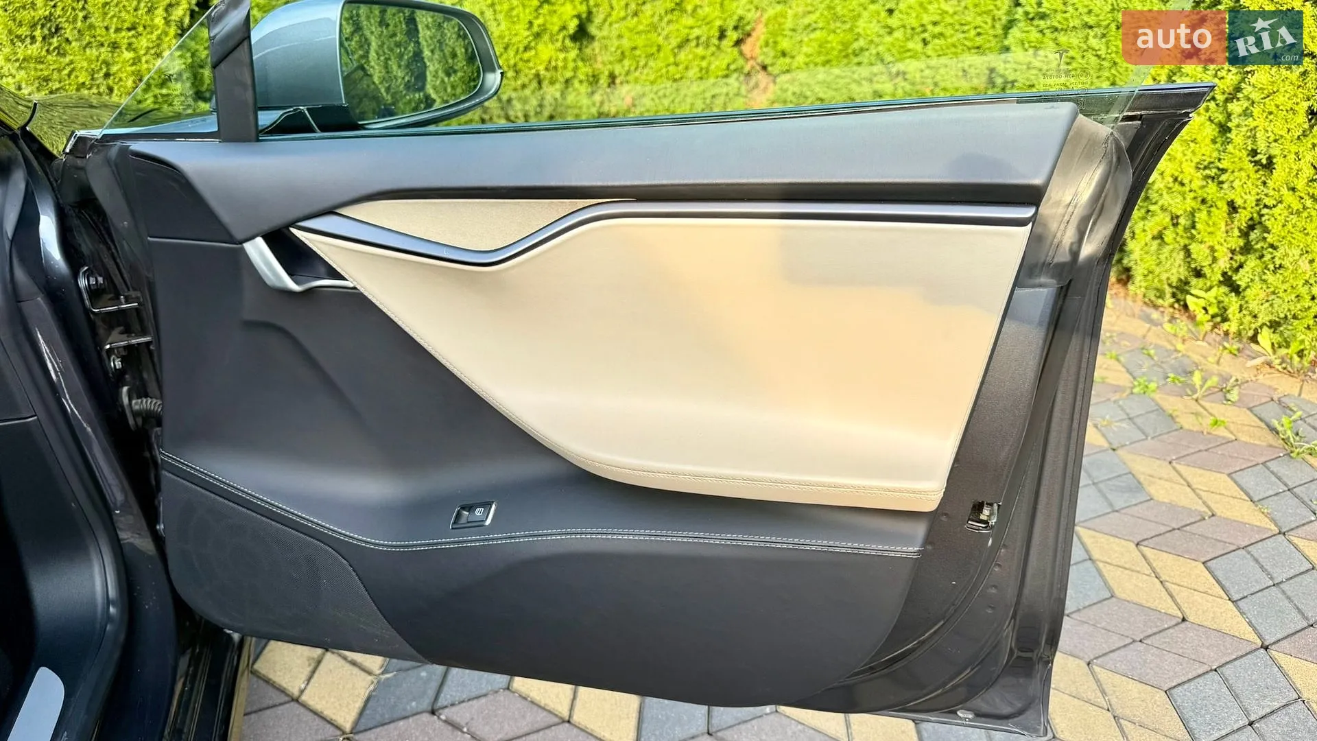 2020 Tesla Model S - мініатюра 13