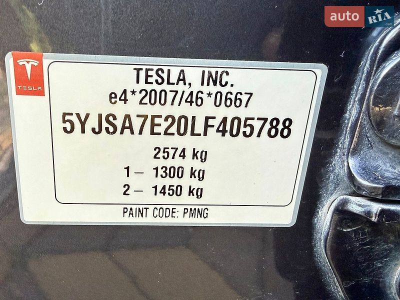 Ліфтбек Tesla Model S 2020 в Самборі
