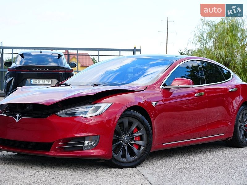 Лифтбек Tesla Model S 2020 в Дрогобыче Лифтбек Tesla Model S 2020 в Дрогобыче