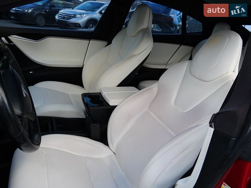 Ліфтбек Tesla Model S 2020 в Дрогобичі