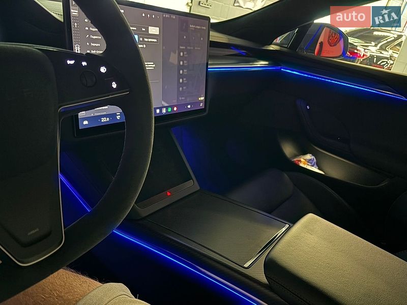 Лифтбек Tesla Model S 2021 в Киеве фото 26 Лифтбек Tesla Model S 2021 в Киеве