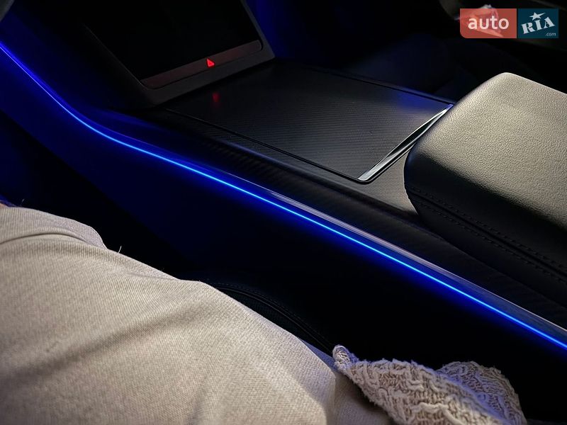 Лифтбек Tesla Model S 2021 в Киеве фото 29 Лифтбек Tesla Model S 2021 в Киеве