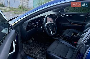 Лифтбек Tesla Model S 2018 в Днепре