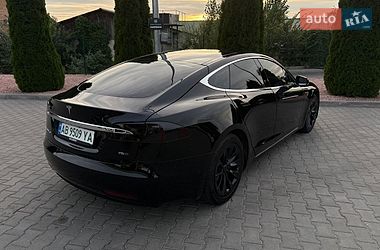 Ліфтбек Tesla Model S 2016 в Вінниці фото 13 Ліфтбек Tesla Model S 2016 в Вінниці