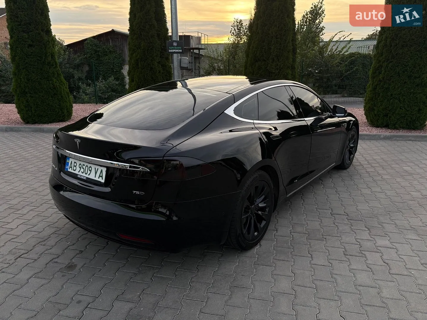 2016 Tesla Model S - мініатюра 13