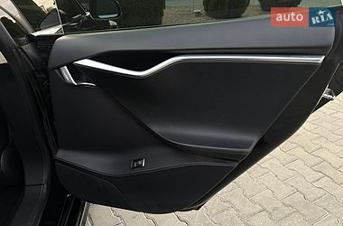 Ліфтбек Tesla Model S 2016 в Вінниці фото 25 Ліфтбек Tesla Model S 2016 в Вінниці