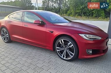 Лифтбек Tesla Model S 2020 в Ивано-Франковске