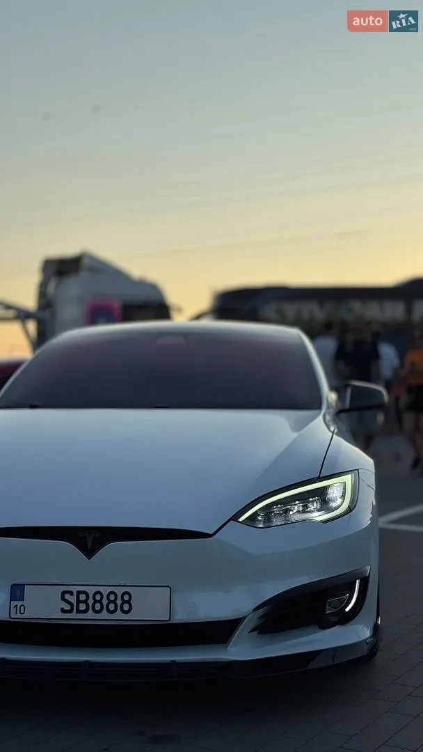2019 Tesla Model S - мініатюра 11