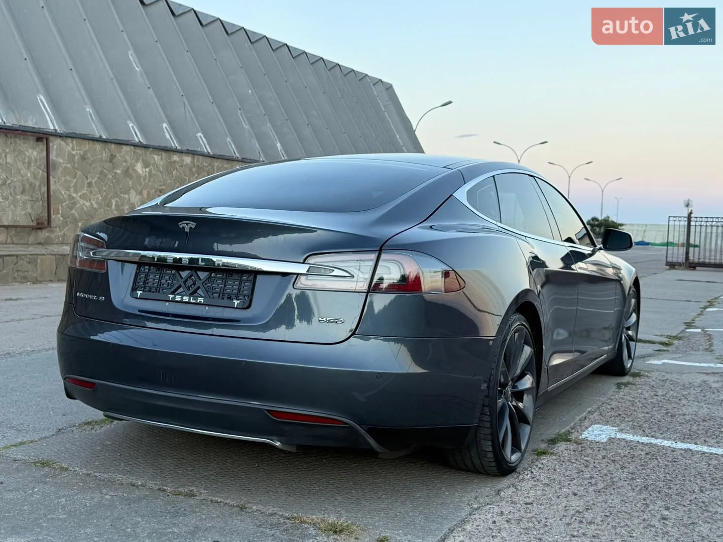 2015 Tesla Model S - мініатюра 7