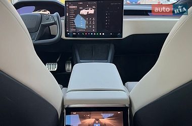 Лифтбек Tesla Model S 2022 в Львове