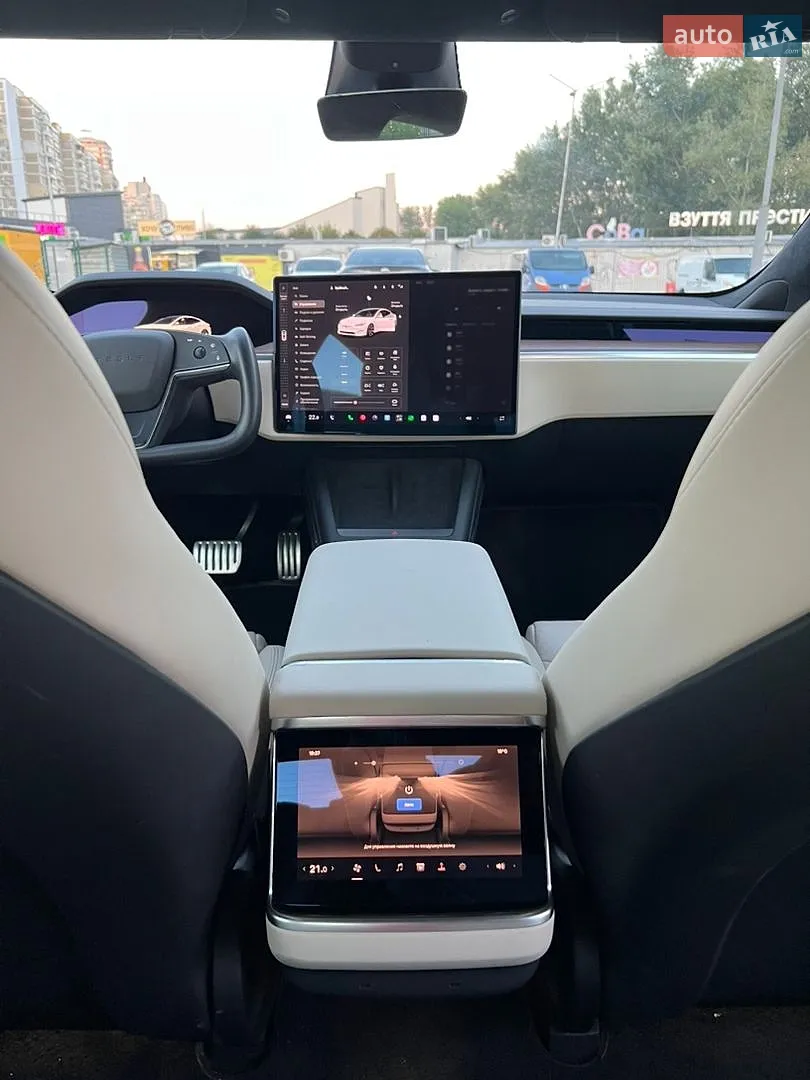 2022 Tesla Model S - мініатюра 13