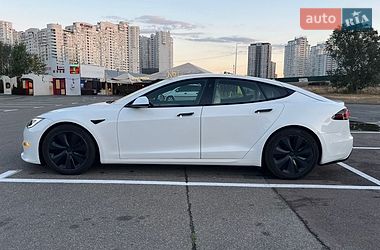 Лифтбек Tesla Model S 2022 в Львове