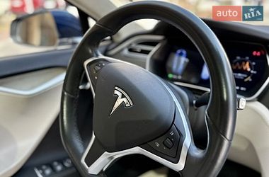 Лифтбек Tesla Model S 2018 в Киеве фото 25 Лифтбек Tesla Model S 2018 в Киеве