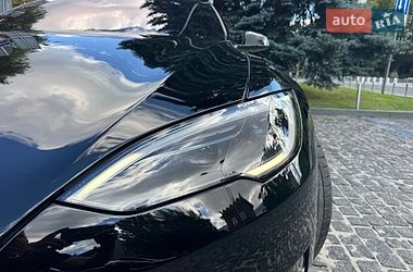 Ліфтбек Tesla Model S 2022 в Дніпрі