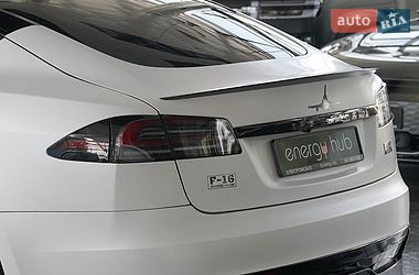 Лифтбек Tesla Model S 2023 в Днепре
