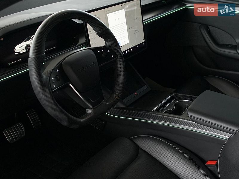 Лифтбек Tesla Model S 2023 в Днепре
