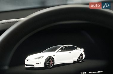 Лифтбек Tesla Model S 2023 в Днепре