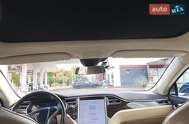 Лифтбек Tesla Model S 2016 в Днепре