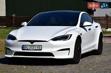Лифтбек Tesla Model S 2023 в Дрогобыче