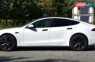 Лифтбек Tesla Model S 2023 в Дрогобыче