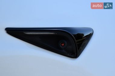 Лифтбек Tesla Model S 2023 в Дрогобыче