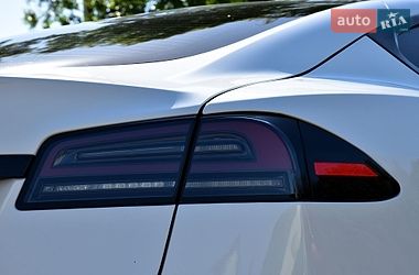 Лифтбек Tesla Model S 2023 в Дрогобыче