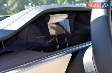 Лифтбек Tesla Model S 2023 в Дрогобыче