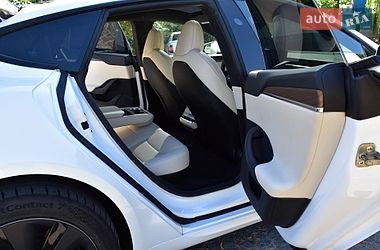 Лифтбек Tesla Model S 2023 в Дрогобыче