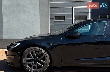 Лифтбек Tesla Model S 2024 в Киеве