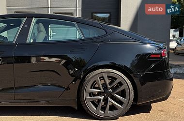 Лифтбек Tesla Model S 2024 в Киеве