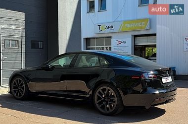 Лифтбек Tesla Model S 2024 в Киеве