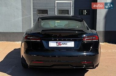 Лифтбек Tesla Model S 2024 в Киеве