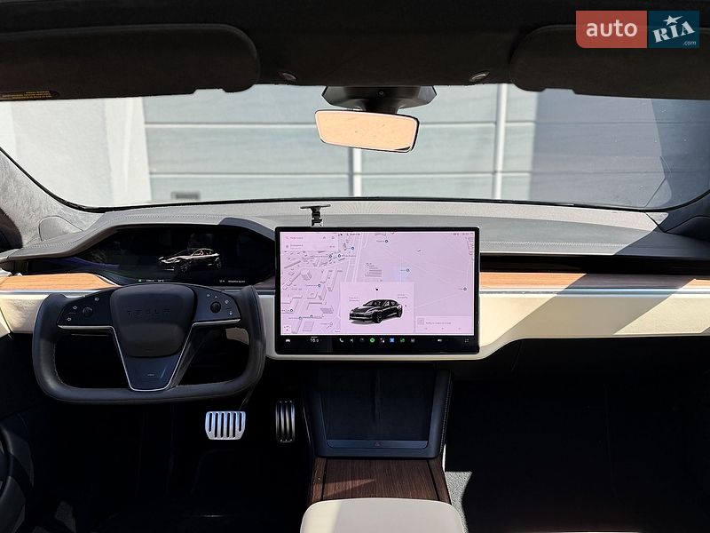 Лифтбек Tesla Model S 2024 в Киеве