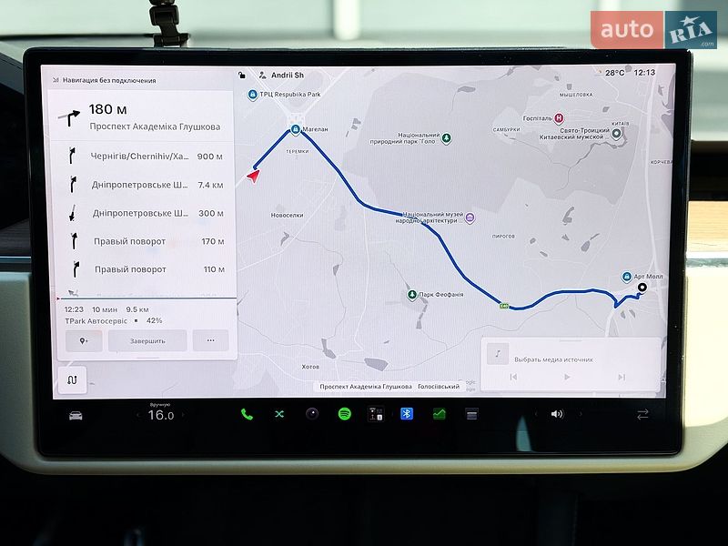 Лифтбек Tesla Model S 2024 в Киеве