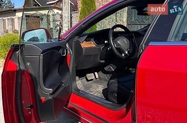 Лифтбек Tesla Model S 2018 в Житомире
