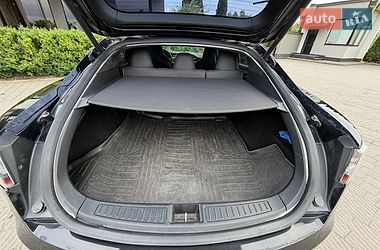 Лифтбек Tesla Model S 2017 в Стрые
