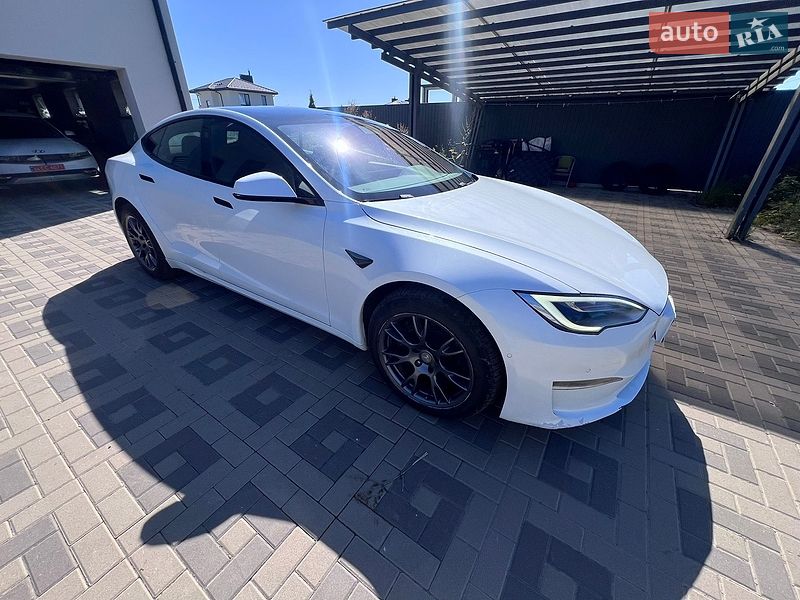 Лифтбек Tesla Model S 2021 в Киеве фото 2 Лифтбек Tesla Model S 2021 в Киеве