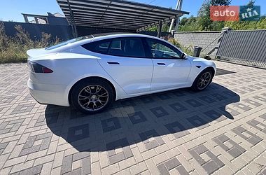 Лифтбек Tesla Model S 2021 в Киеве фото 6 Лифтбек Tesla Model S 2021 в Киеве