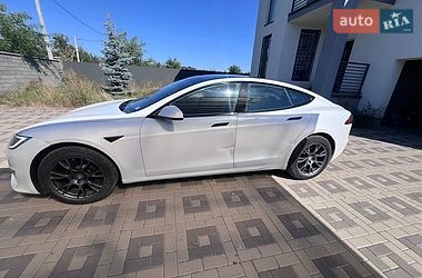 Лифтбек Tesla Model S 2021 в Киеве фото 17 Лифтбек Tesla Model S 2021 в Киеве