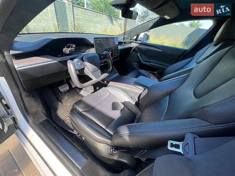 Лифтбек Tesla Model S 2021 в Киеве фото 24 Лифтбек Tesla Model S 2021 в Киеве