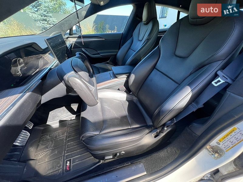 Лифтбек Tesla Model S 2021 в Киеве фото 25 Лифтбек Tesla Model S 2021 в Киеве