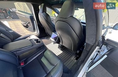 Ліфтбек Tesla Model S 2021 в Києві