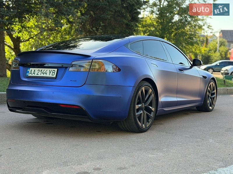 Ліфтбек Tesla Model S 2021 в Житомирі